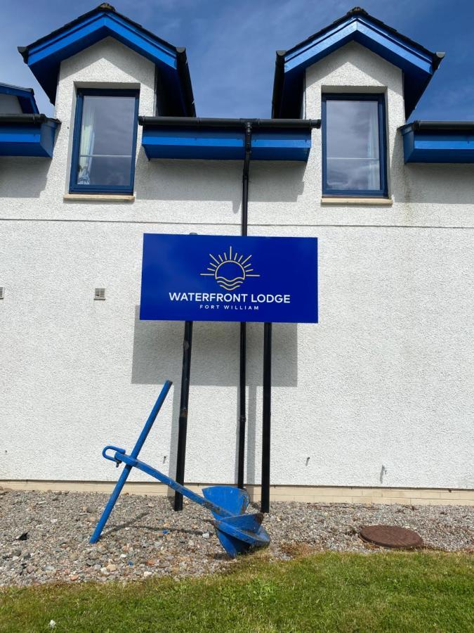 Waterfront Lodge - Accommodation Only 포트 윌리엄 외부 사진