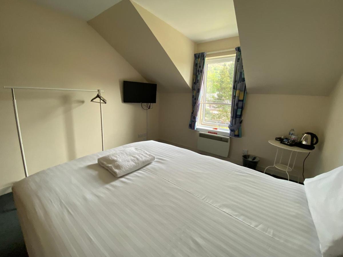 Waterfront Lodge - Accommodation Only 포트 윌리엄 객실 사진