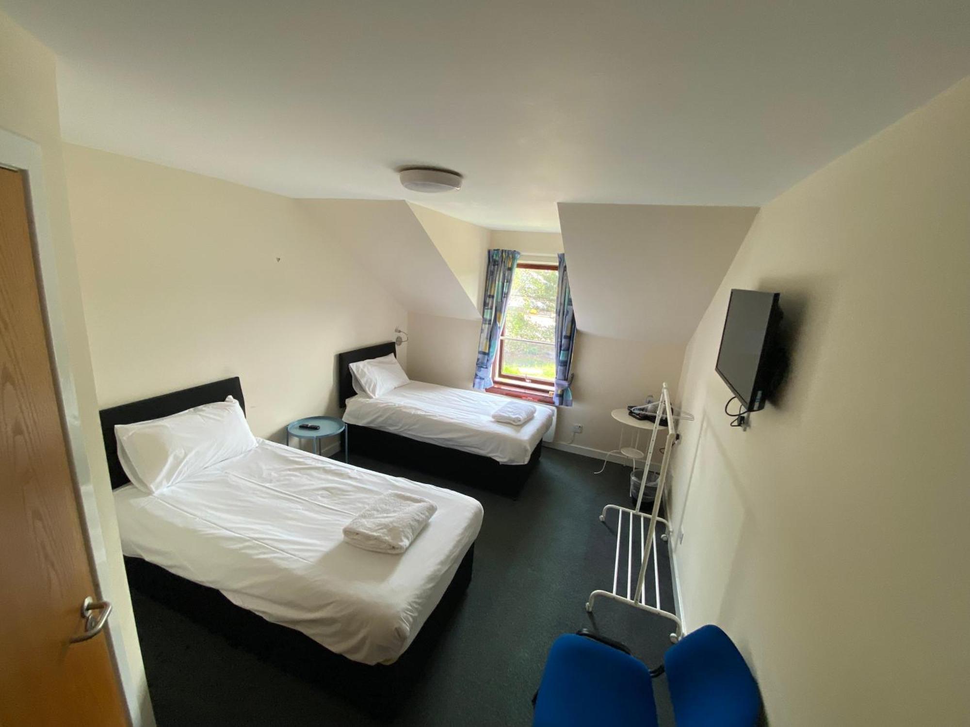 Waterfront Lodge - Accommodation Only 포트 윌리엄 객실 사진