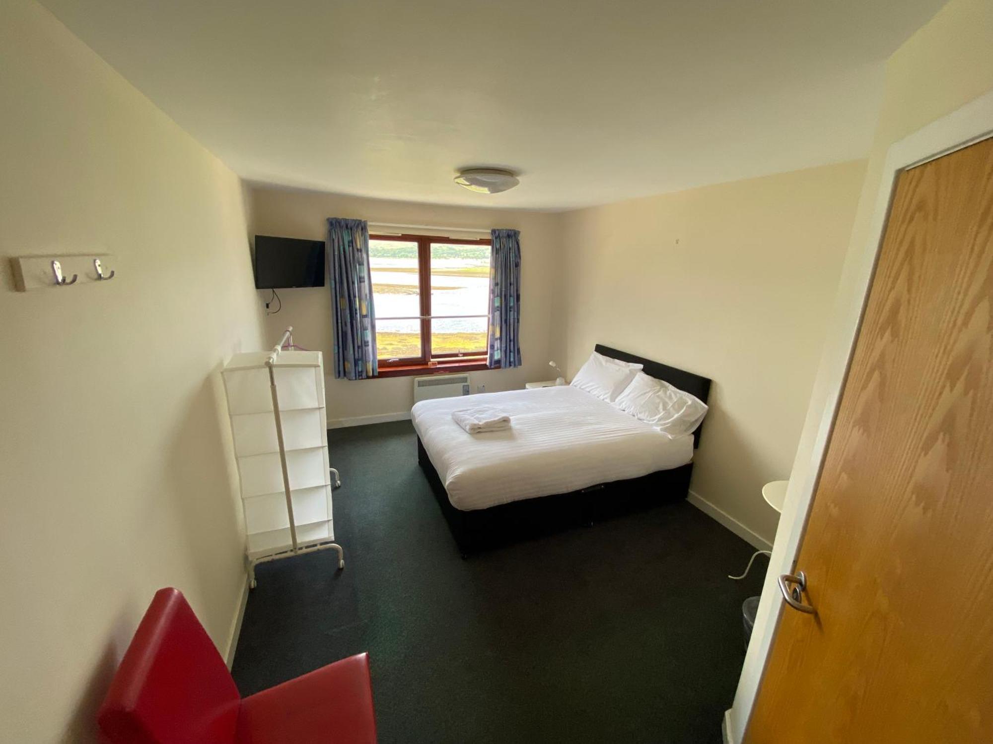Waterfront Lodge - Accommodation Only 포트 윌리엄 객실 사진